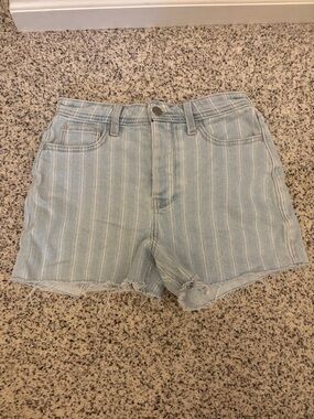 Hollister High-Rise Light Blue Striped Jean Shorts Women Size 1